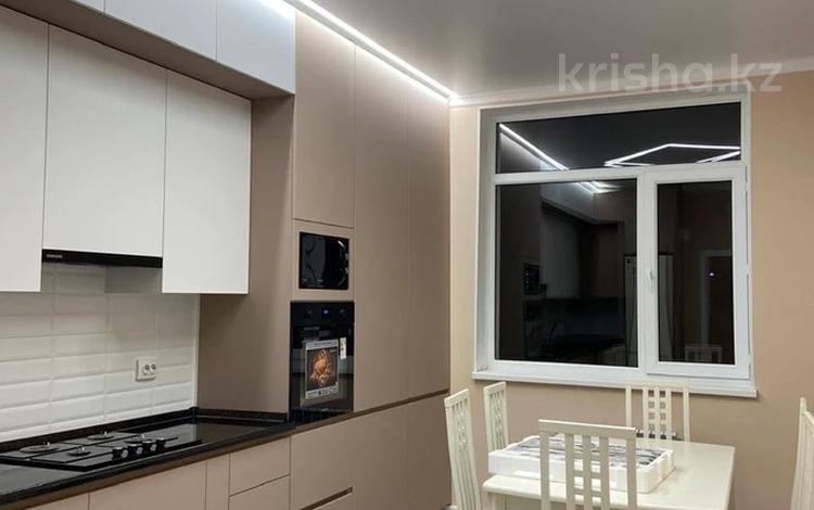 2-бөлмелі пәтер, 75 м², 6/10 қабат, 16-й мкр 92, бағасы: 25.7 млн 〒 в Актау, 16-й мкр  — фото 2