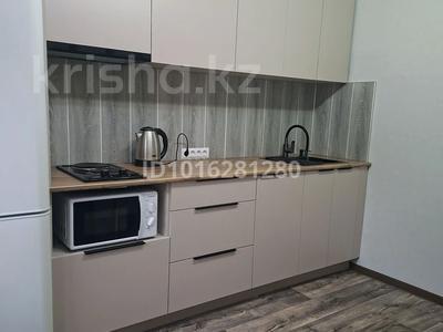 2-бөлмелі пәтер · 51 м² · 1/9 қабат, Юго-Восток ш/а., Мкр Юго-Восток Гульдер 1 2, бағасы: 220 000 ₸ в Караганде, Казыбек би р-н