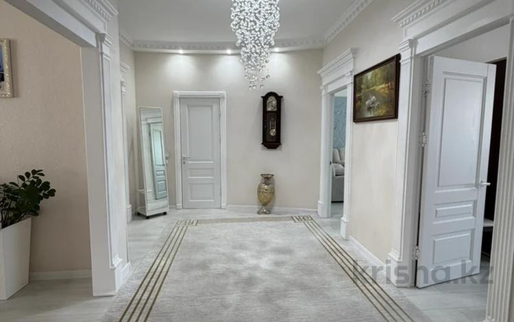 4-комнатная квартира · 176 м² · 3/10 этаж, Достык 14/1 — САМАЯ НИЗКАЯ ЦЕНА!!! за 104 млн ₸ в Астане, Есильский р-н — фото 2
