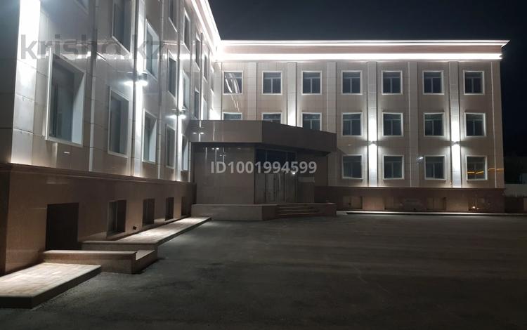 Свободное назначение, офисы, медцентры и аптеки, образование · 3500 м² за 1.1 млрд 〒 в Актау, 24-й мкр — фото 2