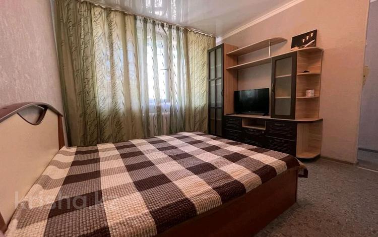 1-комнатная квартира, 40 м² посуточно, Гоголя 58 за 8 000 〒 в Караганде, Казыбек би р-н — фото 12