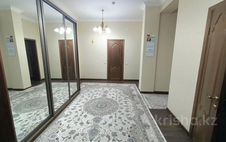 4-бөлмелі пәтер · 154 м² · 5/17 қабат, Розыбакиева 289, бағасы: ~ 130 млн ₸ в Алматы, Бостандыкский р-н — фото 5