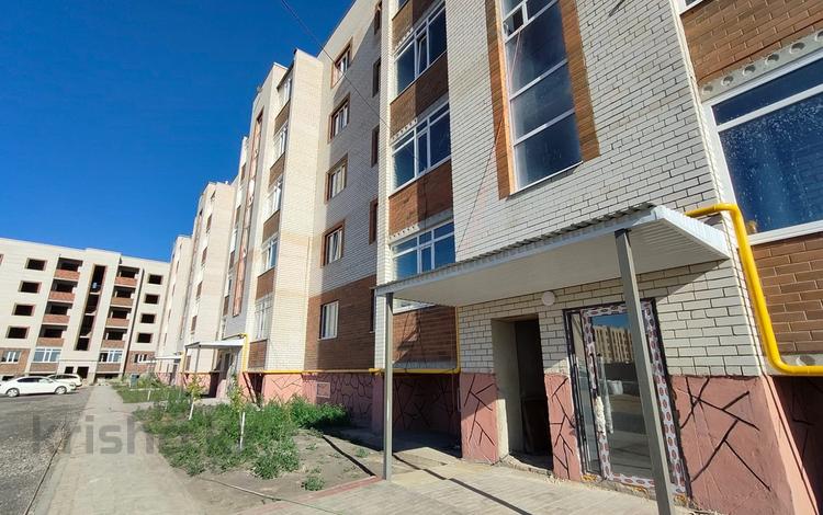 2-бөлмелі пәтер · 70.9 м² · 4/5 қабат, Алтын орда ш/а. 2г, бағасы: 15.9 млн ₸ в Актобе, мкр. Алтын орда — фото 10