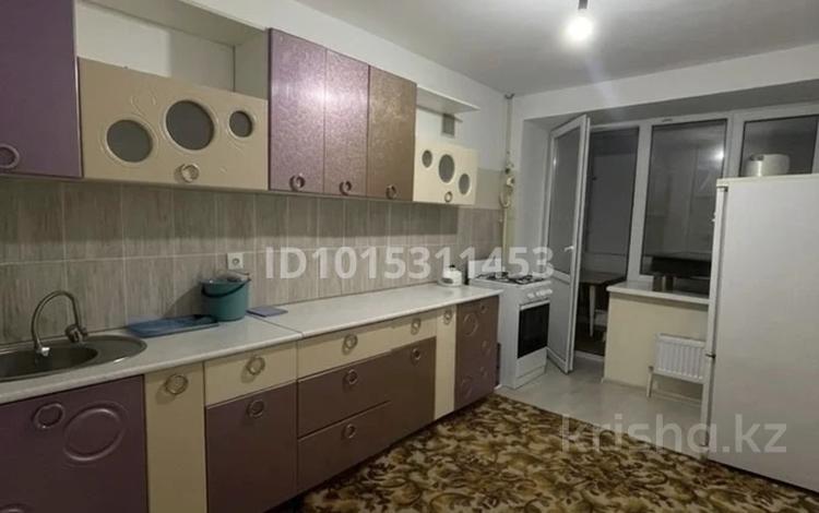 1-комнатная квартира · 48 м² · 4/9 этаж, мкр Береке, Береке 22 110 за 150 000 ₸ в Атырау — фото 2