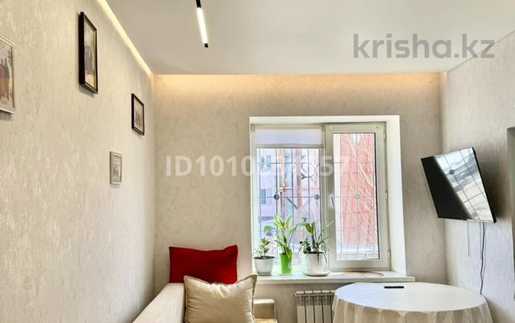 1-бөлмелі пәтер · 27 м² · 1/3 қабат, мкр Уркер, Укили Ыбырай 16, бағасы: 12.5 млн ₸ в Астане, Нура р-н — фото 2