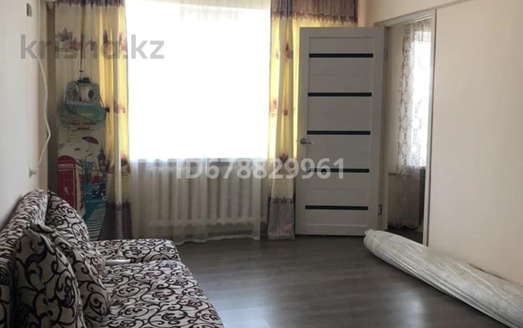 4-бөлмелі пәтер · 70 м² · 1/5 қабат, Привокзальный 5-12-83 — Рынок Мурагер, бағасы: 180 000 ₸ в Атырау, мкр Привокзальный-5 — фото 2