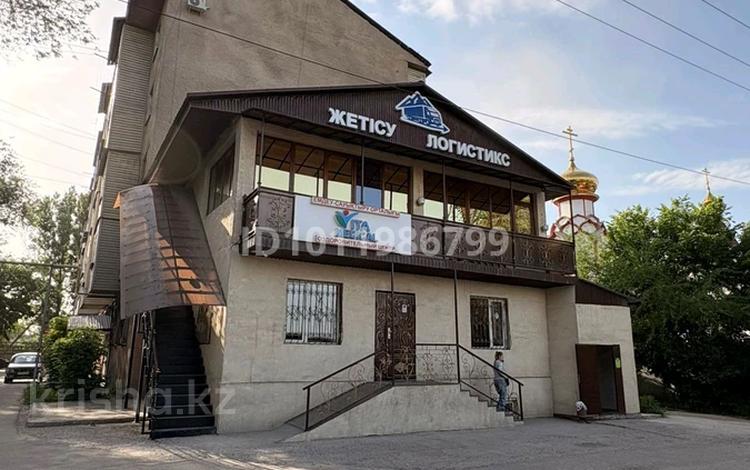 Свободное назначение, офисы, магазины и бутики, склады, общепит, салоны красоты, медцентры и аптеки, образование, развлечения · 174 м² за 180 млн ₸ в  — фото 2