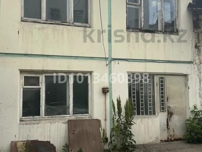 Кеңселер, қоймалар, кабинеттер және жұмыс орындары · 420 м², бағасы: 1.2 млн ₸ в Усть-Каменогорске, Ульбинский