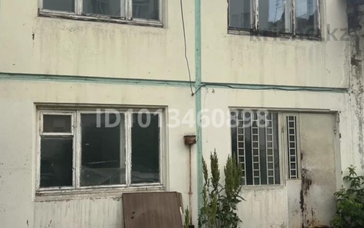 Кеңселер, қоймалар, кабинеттер және жұмыс орындары · 420 м², бағасы: 1.2 млн ₸ в Усть-Каменогорске, Ульбинский — фото 2