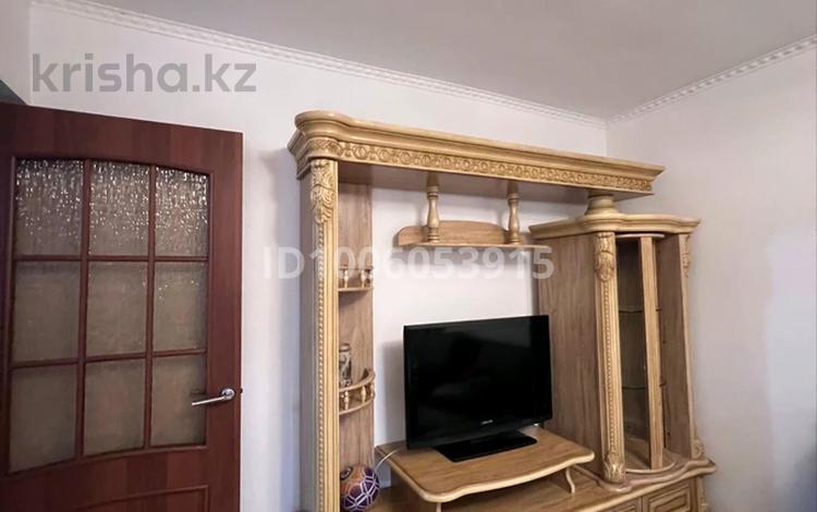 4-комнатная квартира · 80 м² · 2/4 этаж, Абая 127 за 35 млн ₸ в Таразе — фото 2