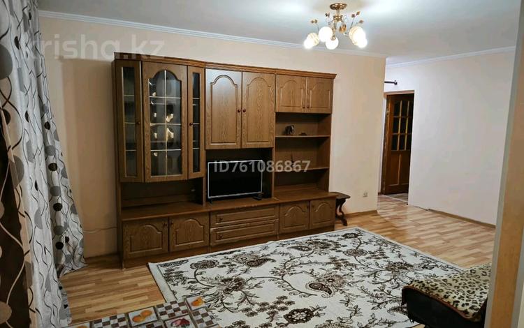 3-комнатная квартира · 68 м² · 2/3 этаж, мкр Алтай-1 11 за 240 000 ₸ в Алматы, Турксибский р-н — фото 2