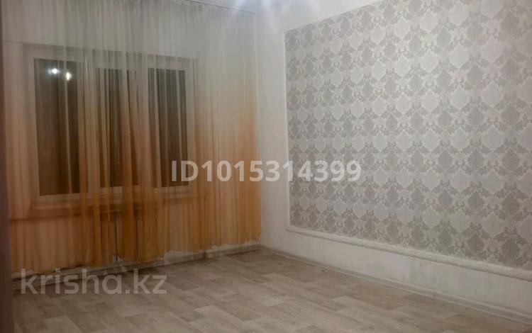 1-комнатная квартира · 43 м² · 2/5 этаж, мкр Алатау 14 за 70 000 ₸ в Таразе — фото 2