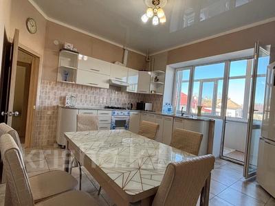 3-комнатная квартира · 120 м² · 2/5 этаж, Сарайшык 27 за 48 млн ₸ в Уральске