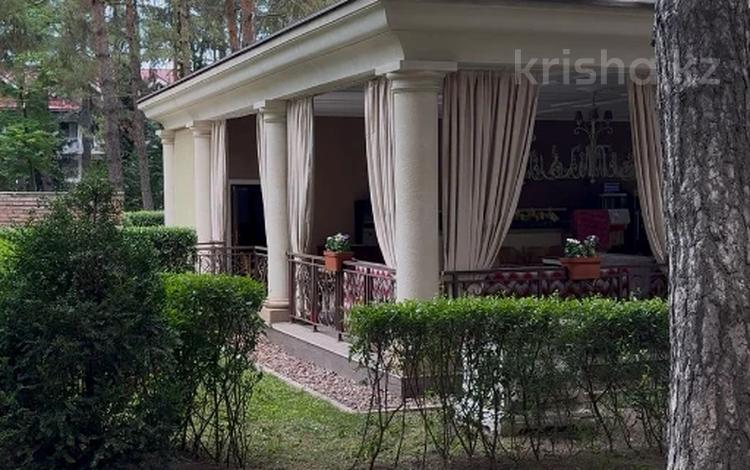 5-комнатная квартира · 340 м² · 2/6 этаж, Оспанова 69/2 за 450 млн ₸ в Алматы, Медеуский р-н — фото 7