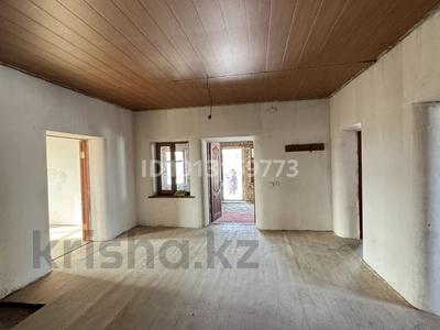 Отдельный дом · 4 комнаты · 136 м² · 10 сот., Ойсылқара 11 — Коммунизм районы, бұрынғы Иса тойханасының артындағы 7-көше за 16 млн ₸ в Туркестане