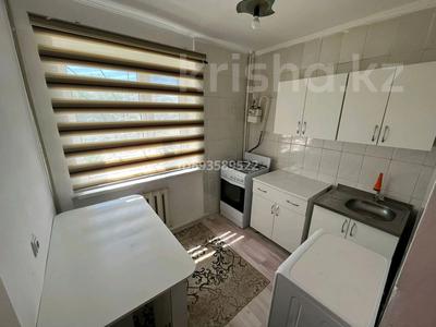 2-бөлмелі пәтер, 47 м², 2/5 қабат ай сайын, Мкр. Шұғыла 7, бағасы: 100 000 〒 в 