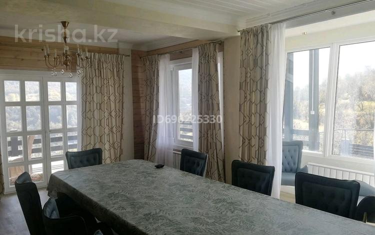 Отдельный дом · 8 комнат · 462 м² · 25 сот., мкр Аккайын за 385 млн 〒 в Алматы, Медеуский р-н — фото 8