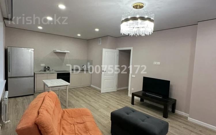 2-комнатная квартира · 50.2 м² · 16/21 этаж, Туркестан 4Б за 300 000 ₸ в Астане — фото 2