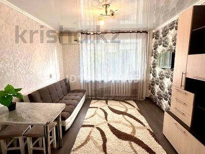 1-бөлмелі пәтер · 18 м² · 2/5 қабат, Чехова 106/2 — КГПИ, ЦОН, ледовый дворец, жагат, бағасы: 8 000 ₸ в Костанае