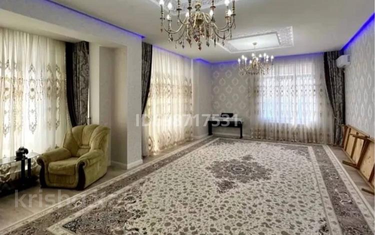 4-комнатная квартира · 182 м², 14-й мкр 73 за 125 млн ₸ в Актау — фото 53