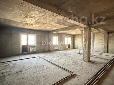 4-комнатная квартира · 136 м² · 9/10 этаж, Тулебаева 171 — Курмангазы за 170 млн ₸ в Алматы, Медеуский р-н
