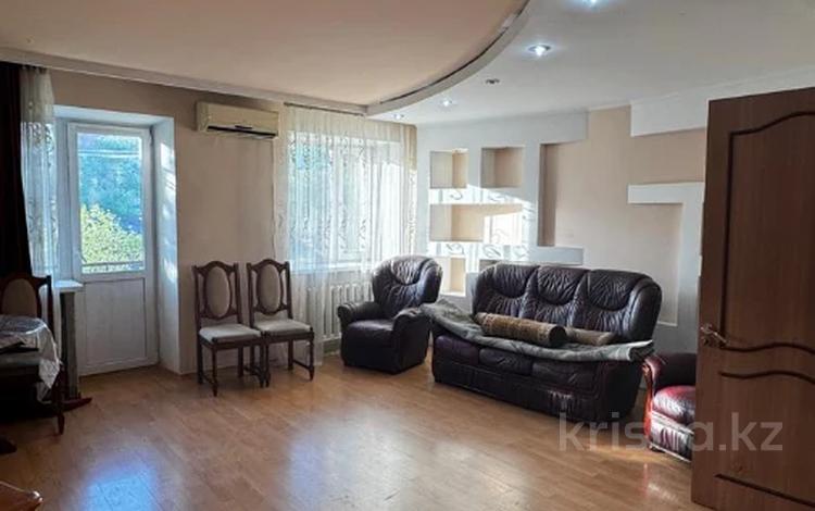 2-бөлмелі пәтер · 50 м² · 4/5 қабат, Момышулы 11, бағасы: 200 000 ₸ в Семее — фото 4