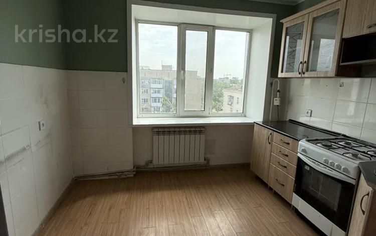 2-бөлмелі пәтер · 62 м² · 5/5 қабат, Осипенко 27, бағасы: 25 млн ₸ в Кокшетау — фото 2
