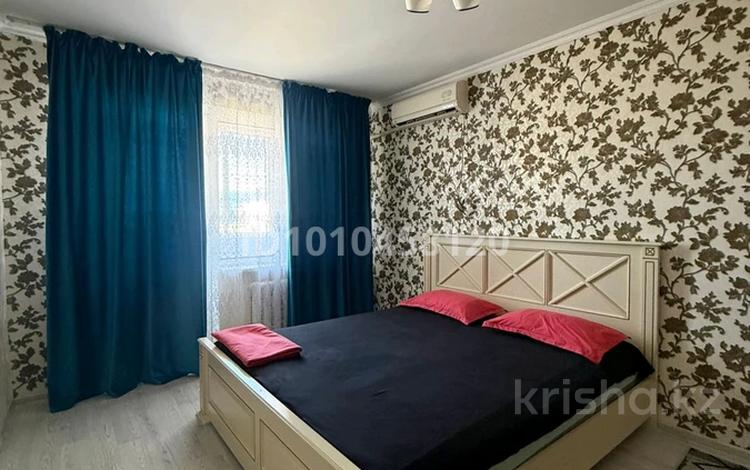 2-комнатная квартира · 60 м² · 5/5 этаж, Мкр3а — Недалеко от вокзала.рядом с рынок дина за 12 000 ₸ в Атырау, мкр Привокзальный-3А — фото 2