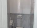 2-комнатная квартира · 58.7 м² · 8/10 этаж, Микрорайон Байкена Ашимова 21 за 230 000 ₸ в Караганде, Казыбек би р-н — фото 9