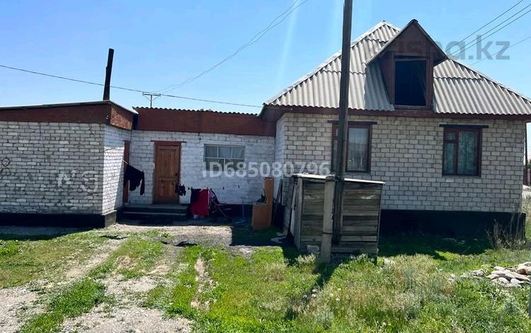 Отдельный дом • 5 комнат • 50 м² • 10 сот., Астана 31 за 11 млн 〒 в Талдыкоргане, военный городок Улан — фото 2