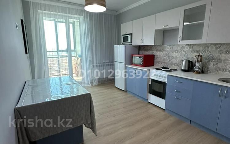 1-бөлмелі пәтер · 50 м² · 23/23 қабат, Кабанбай батыра 46, бағасы: 250 000 ₸ в Астане, Есильский р-н — фото 2