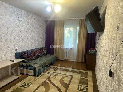 2-комнатная квартира, 45 м², 4/5 этаж посуточно, Астана 38 за 12 000 〒 в Усть-Каменогорске