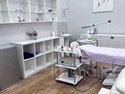 Салоны красоты · 35 м² за 75 000 〒 в Костанае