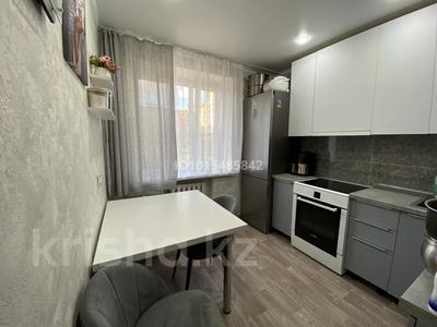3-комнатная квартира · 60 м² · 3/5 этаж, Момышулы 6 за 26 млн ₸ в Жезказгане