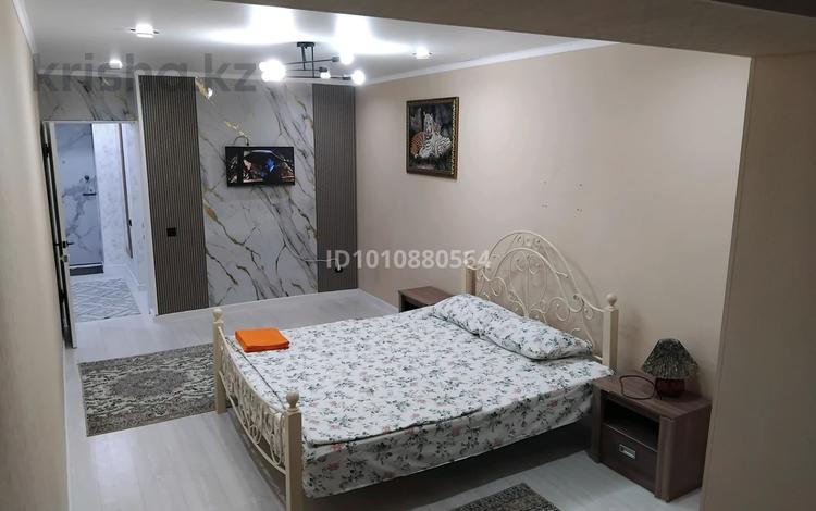 2-бөлмелі пәтер · 52 м² · 3/9 қабат, 12-ш/а. 20, бағасы: 15 000 ₸ в Актау, 12-й мкр — фото 2