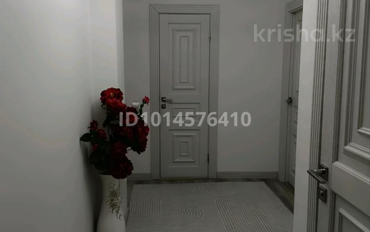 2-бөлмелі пәтер · 63 м² · 4/9 қабат, Балықшы ш/а., Ахмедярова 23, бағасы: 28 млн ₸ в Атырау, пгт Балыкши — фото 2