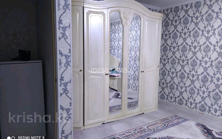 1-бөлмелі пәтер · 32 м² · 3/4 қабат, проспект Абая 9, бағасы: 8 000 ₸ в Кентау — фото 17