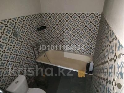 2-бөлмелі пәтер · 46 м² · 4/5 қабат, Абулхаир - Хана 21 — Район Электрон, бағасы: 16 млн ₸ в Актобе