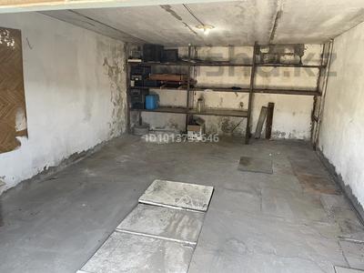 Гараж · 24 м² · мкр Мынбулак, Санрақ батыр 23 — Сзади базара Жібек жолы, бағасы: 25 000 ₸ в Таразе