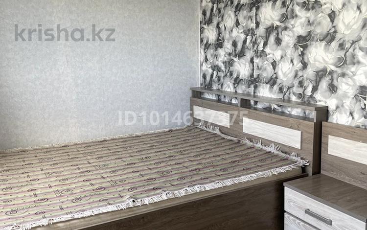4-комнатная квартира · 63 м² · 4/5 этаж, Майкудук, 15й микрорайон за 150 000 ₸ в Караганде, Алихана Бокейханова р-н — фото 5