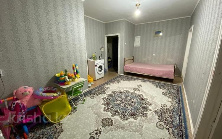 3-комнатная квартира, 40.2 м², 4/4 этаж, Жумагалиева за 9.8 млн 〒 в Уральске — фото 7
