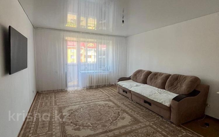 2-комнатная квартира · 60 м² · 4/5 этаж, Ибраева — мкр Береке за 22.4 млн 〒 в Петропавловске — фото 2