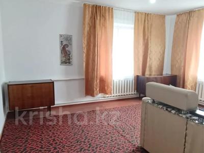 Жеке үй · 4 бөлме · 70 м² · 6 жүзд., Шокалакова 45 — Тайвань район,взади 8 микр .магазин Корвет, бағасы: 25 млн ₸ в Таразе