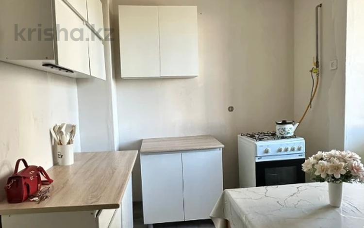 1-комнатная квартира · 35 м² · 2/5 этаж, Северо-Восток за 13.5 млн ₸ в Уральске — фото 2
