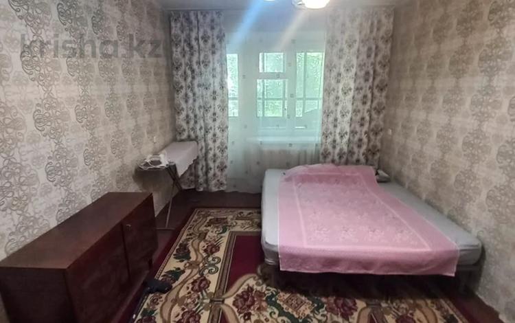 1-комнатная квартира · 33 м² · 2/5 этаж, 8марта за 90 000 ₸ в Уральске — фото 2