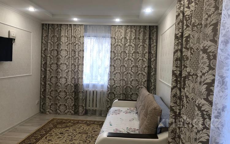 2-бөлмелі пәтер · 50 м² · 3/5 қабат, Жаңа қала ш/а., Ермекова 81, бағасы: 12 000 ₸ в Караганде, Казыбек би р-н — фото 2