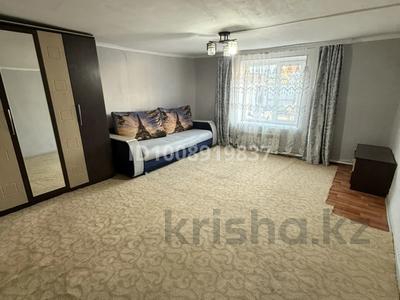 Отдельный дом · 2 комнаты · 70 м², Суюнбая за 155 000 〒 в Косшы