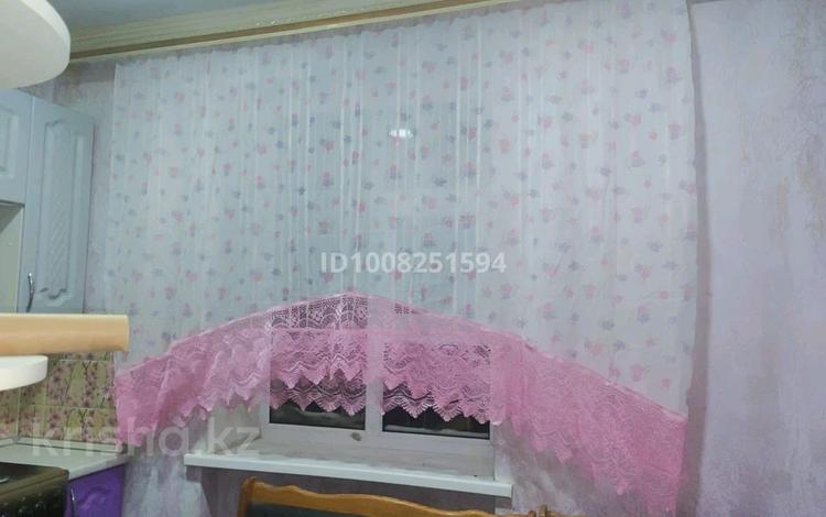 2-комнатная квартира · 48 м² · 1/2 этаж, мкр Шанхай 16 — 16 школы за 110 000 ₸ в Актобе — фото 2