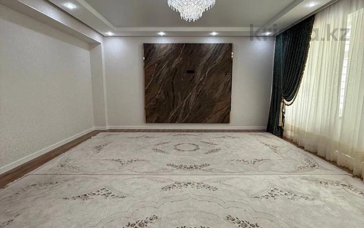 5-бөлмелі пәтер · 182 м² · 2/10 қабат, 18А ш/а 1, бағасы: 90 млн ₸ в Актау, 18А мкр — фото 2