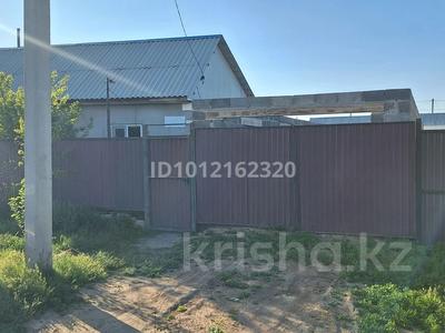 Отдельный дом · 3 комнаты · 81 м² · 5 сот., Мкр. сарытау ул.Балуан Шолак 5 за 15 млн ₸ в Уральске